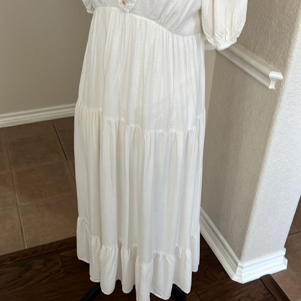 Shein ivory three tiered dress Size M /6 - Picture 6 of 17